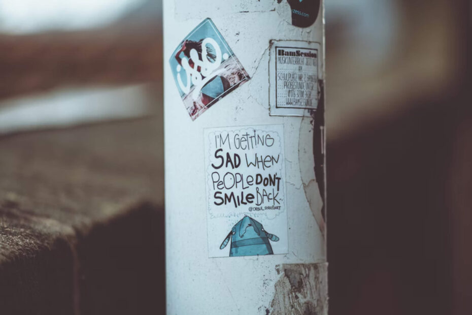 Signs Someone Is Emotionally Unsafe